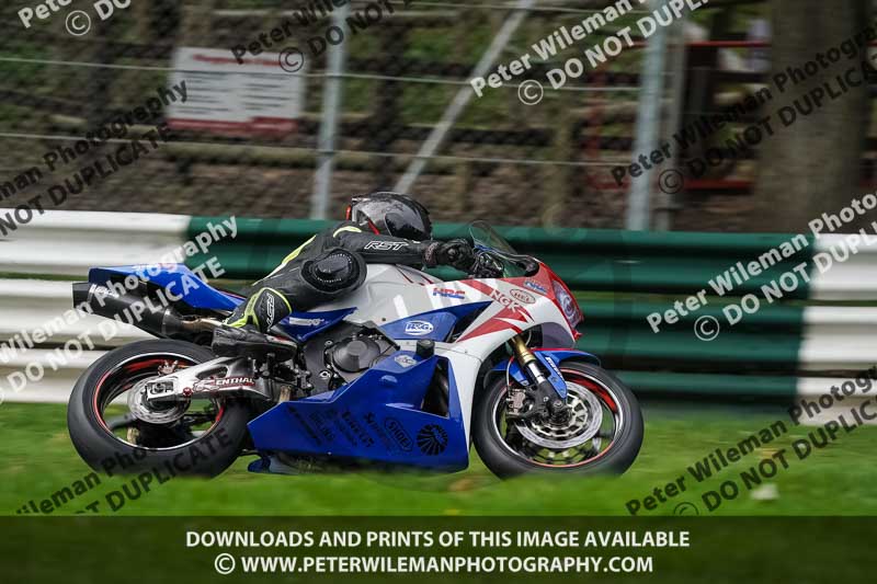 cadwell no limits trackday;cadwell park;cadwell park photographs;cadwell trackday photographs;enduro digital images;event digital images;eventdigitalimages;no limits trackdays;peter wileman photography;racing digital images;trackday digital images;trackday photos